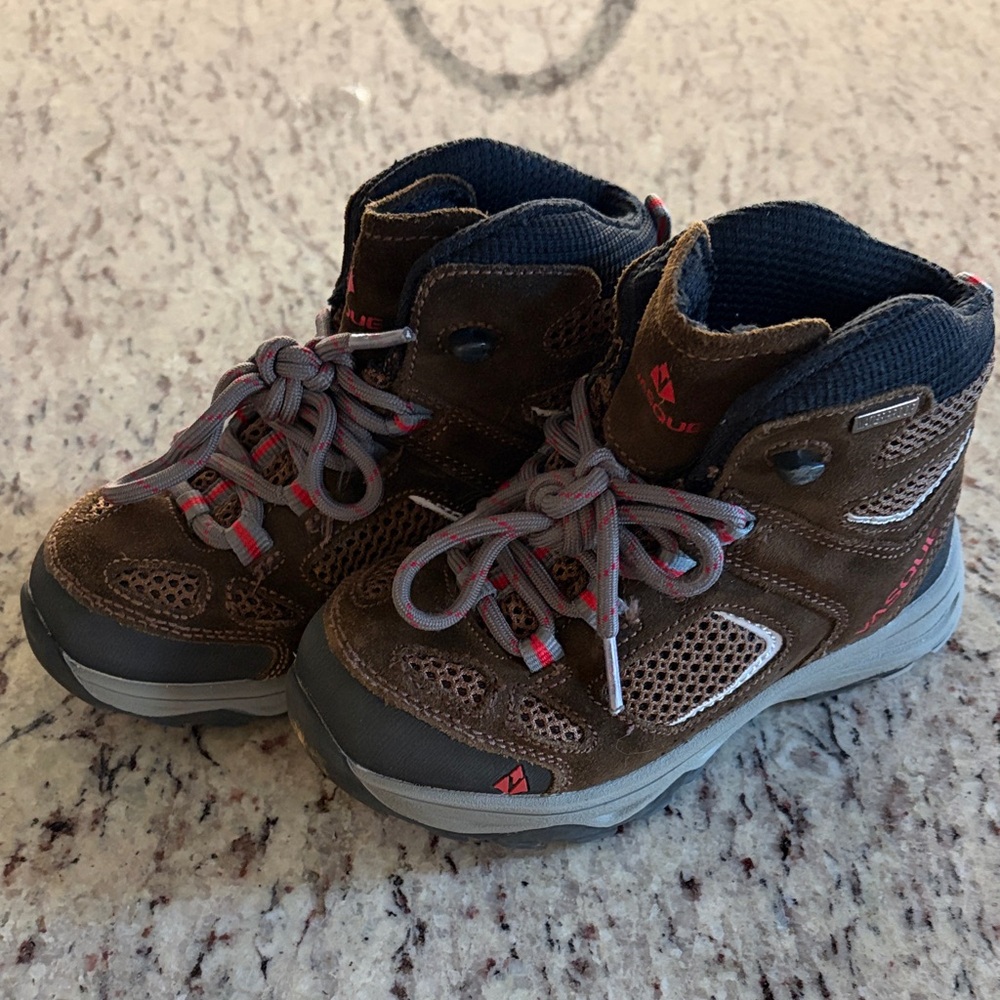 Vasque Kids Brown and Gray Boots size 12